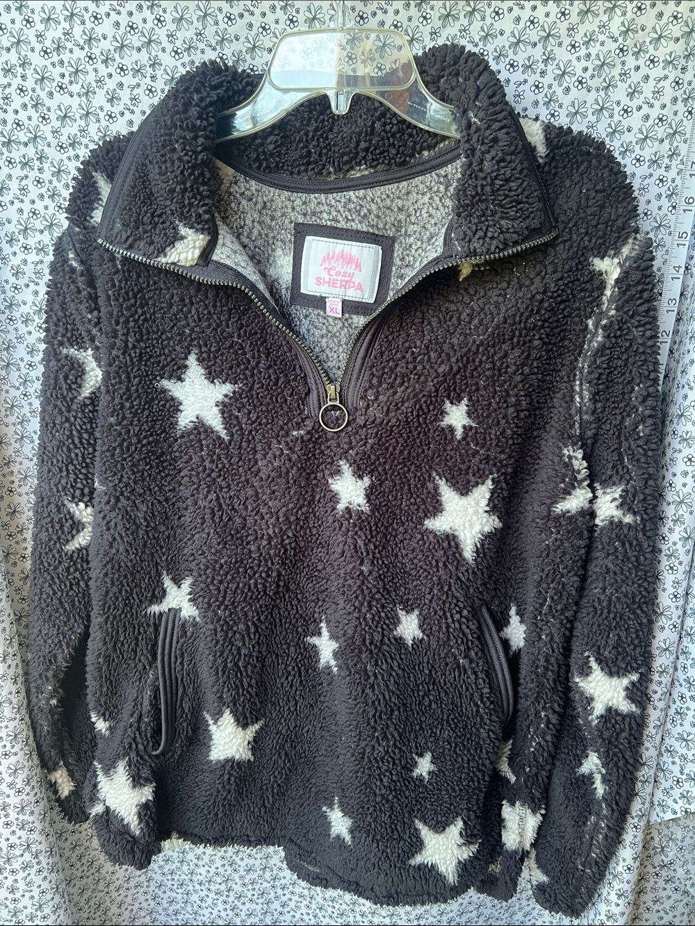 Cozy Sherpa Half-Zip Hoodie - Black with White Stars